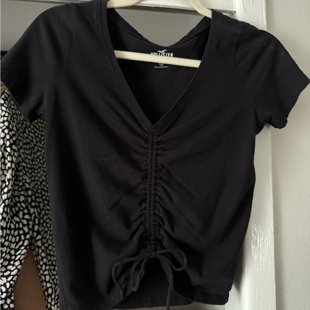 Hollister Black Ruched Tie Front Short Sleeve T-Shirt